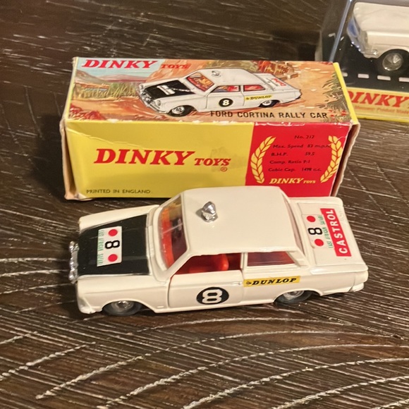 Collectibles/Dinky Toys/ Ford Cortina 212/ Triumph Spitfire 114/Ford Mustang 161 - Picture 3 of 8